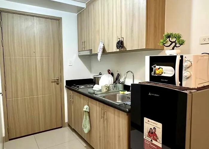 Shore Residences In Pasay Manila, Near Mall Of And Airport 4* Manila