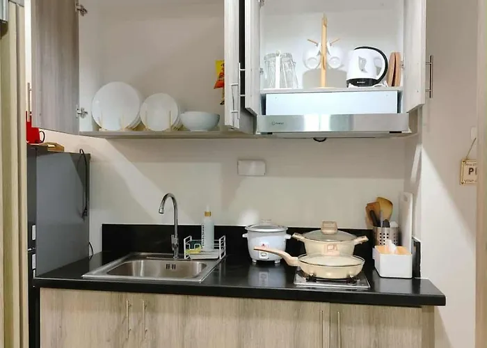 Shore Residences In Pasay Manila, Near Mall Of And Airport 4* Manila